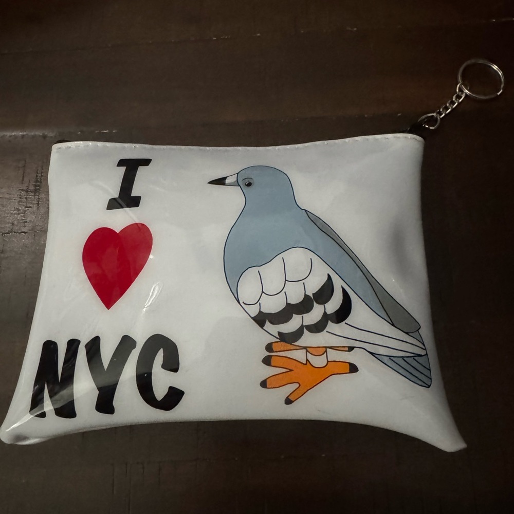 I Love NYC Bird Pouch - White and Gray (Plastic)